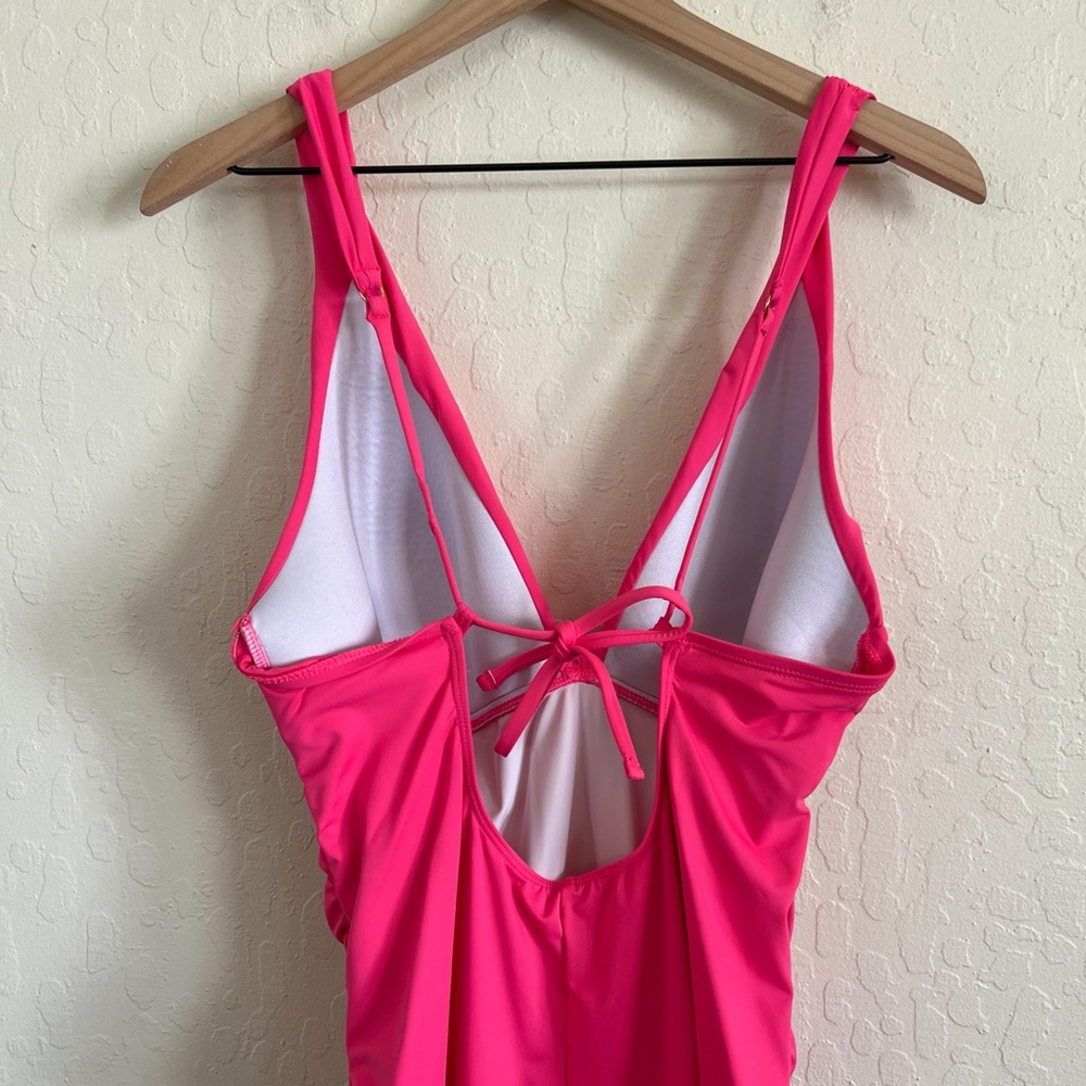 La Blanca Island Goddess Twist Front Ruched One Piece Swimsuit 14 Pink Beach - Picture 7 of 7
